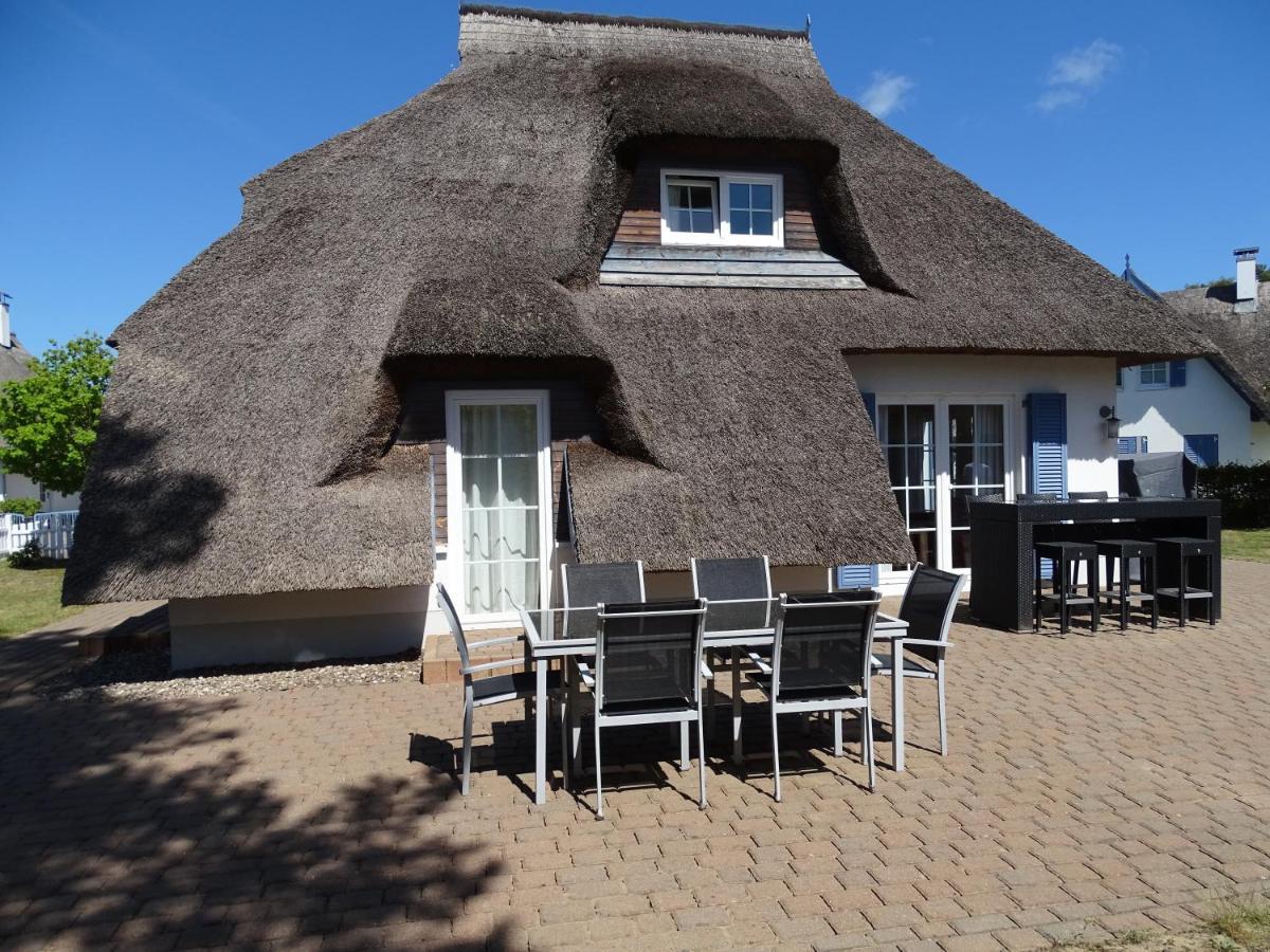 Reetdachhaus Direkt Am Meer Fuer 6 Personen!! Karlshagen Ngoại thất bức ảnh